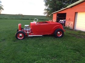 Kilbourne Rod Shop Fiberglass 1932 Ford Roadster